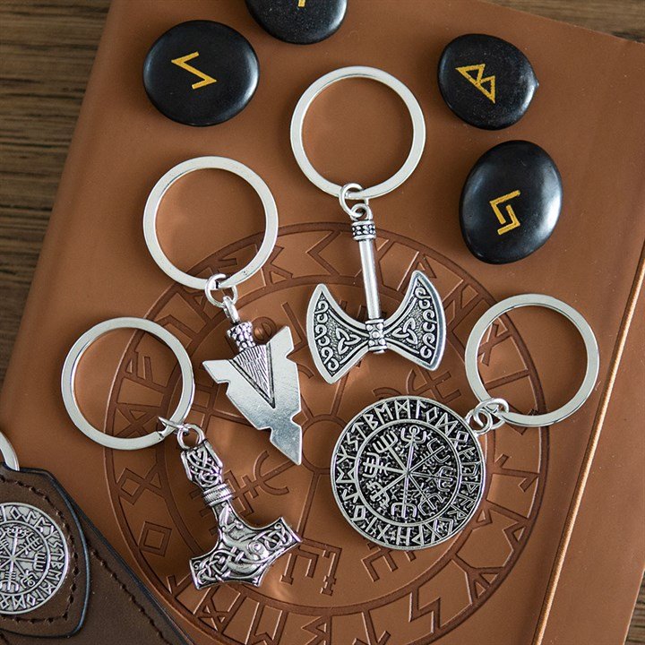 Arrowhead Spjót Keyring - Scents & Gifts UK