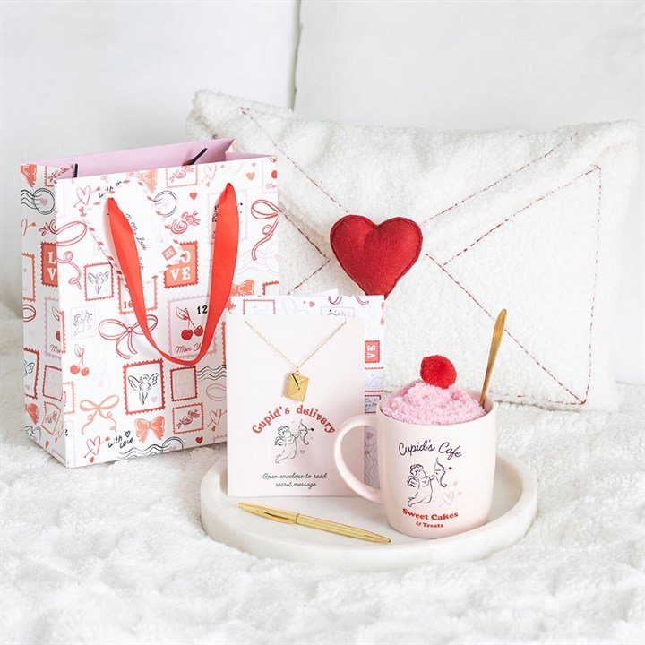 Cupid's Café Mug, Spoon and Socks Set - Scents & Gifts UK