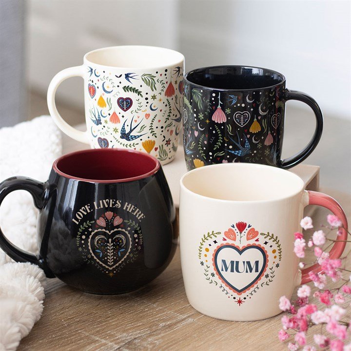 Mum Folk Heart Mug - Scents & Gifts UK