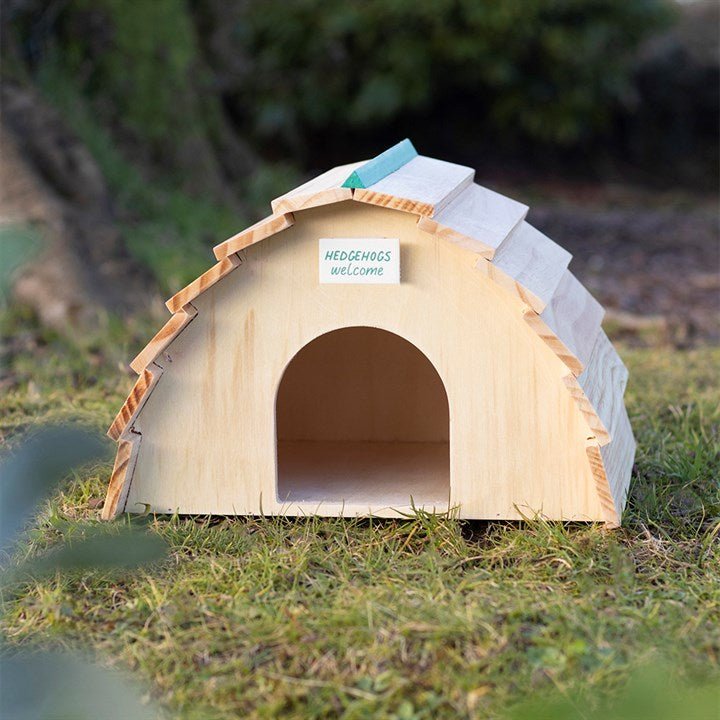 Wooden Hedgehog House - Scents & Gifts UK