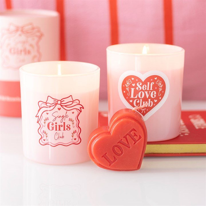 Red Love Heart Shaped Valentine's Day Candle - Scents & Gifts UK