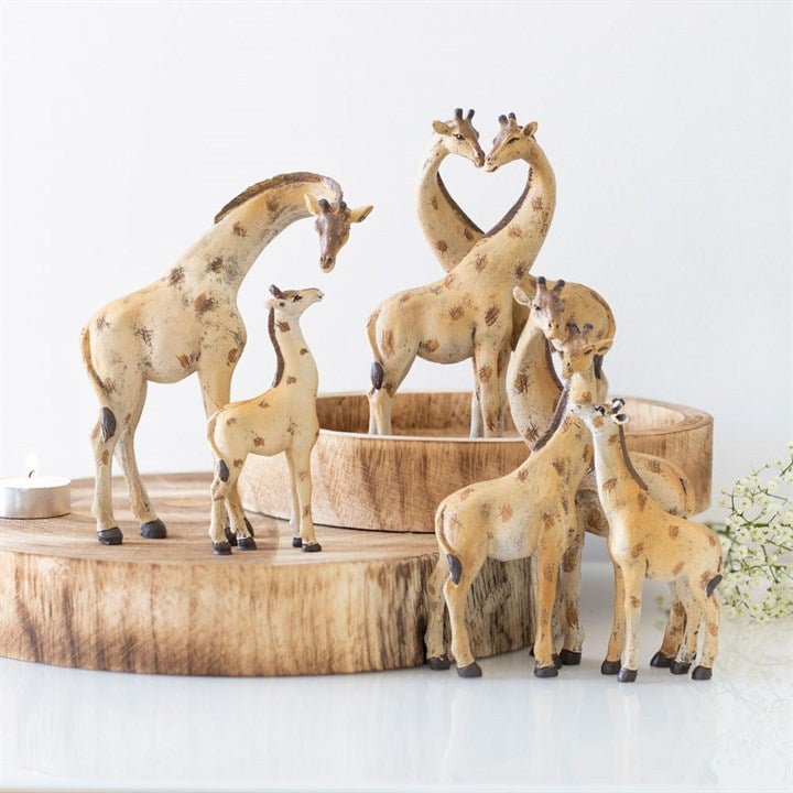 Stand Tall Giraffe Mother and Baby Ornament - Scents & Gifts UK